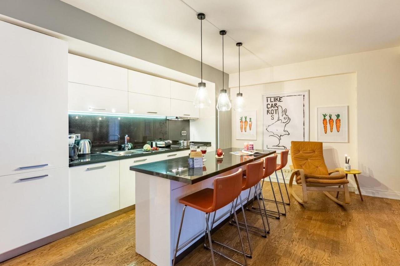 Splendid Flat With Excellent Location In Beyoglu Apartamento Estambul Exterior foto